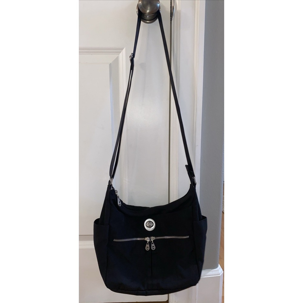 Baggallini‎ Women Black Nylon Cross Over Crossbody Bag